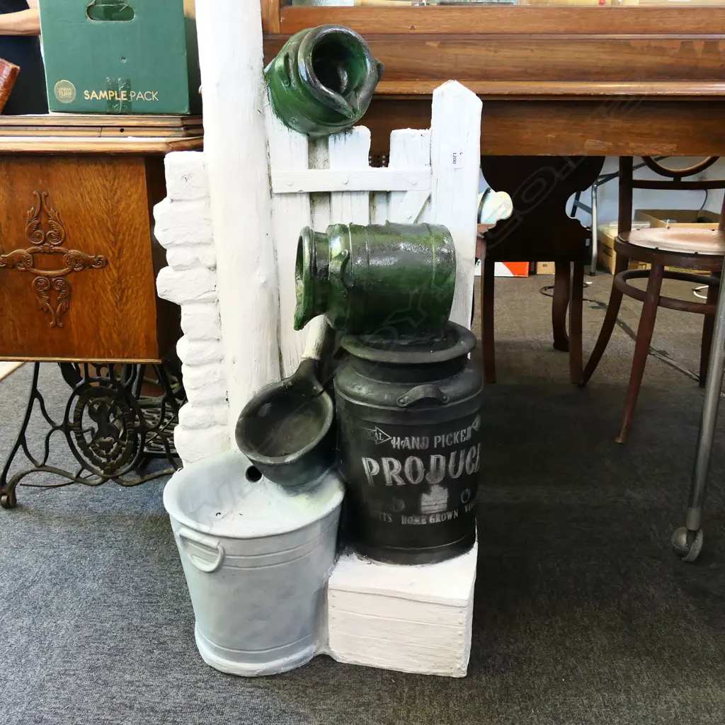 LG RESIN WATER FEATURE; WORKING CONDITION H.1000mm Image 1++