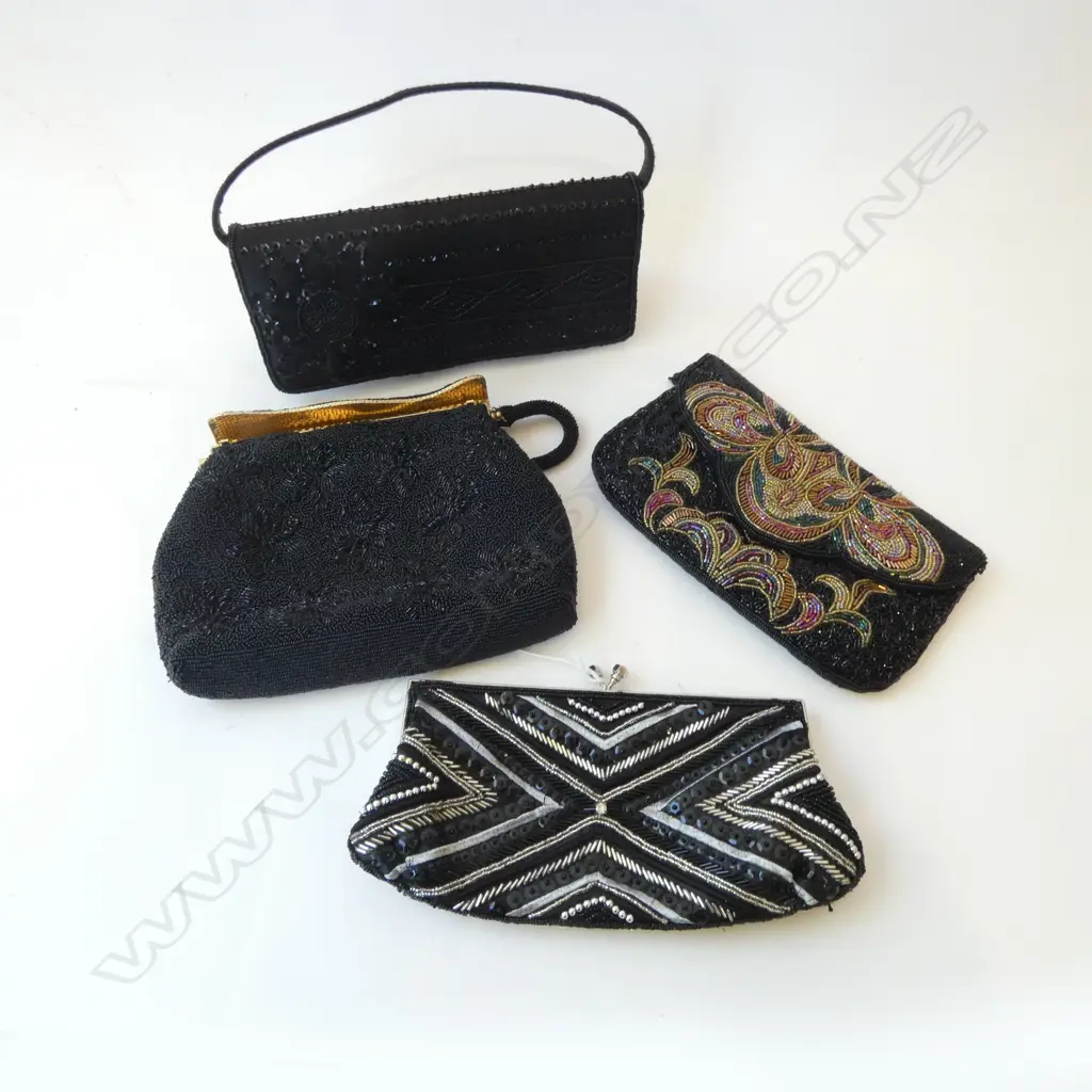 4 BLACK BEADED HAND BAGS W.240mm Image 1++