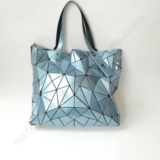 MIYAKI STYLE HANDBAG