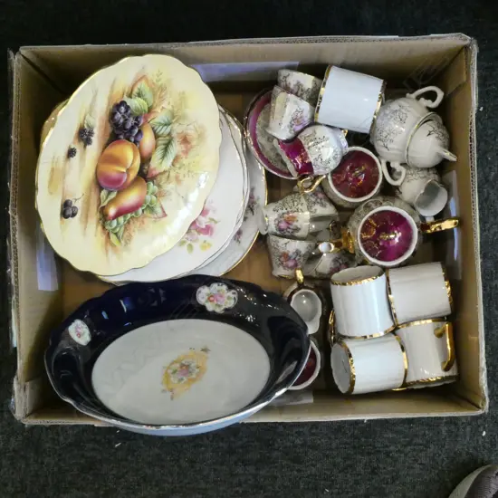 ASST CHINA; AYNSLEY 'ORCHARD GOLD' COMPORT, 4 ROYAL WORCHESTER PLATES, etc