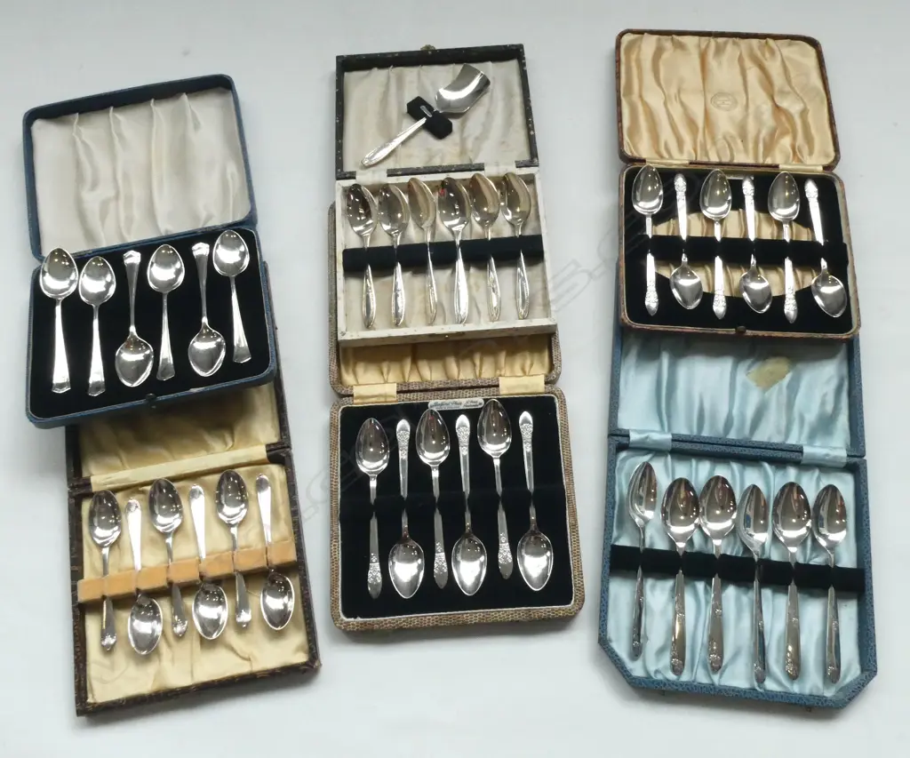  SIX SETS OF 6 BOXED SILVER PLATED TEASPOONS   Image 1++