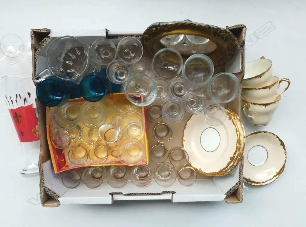 ASST GLASSWARE, 3 PARAGON C/S, SML. GILDED MIRROR  Image 1++