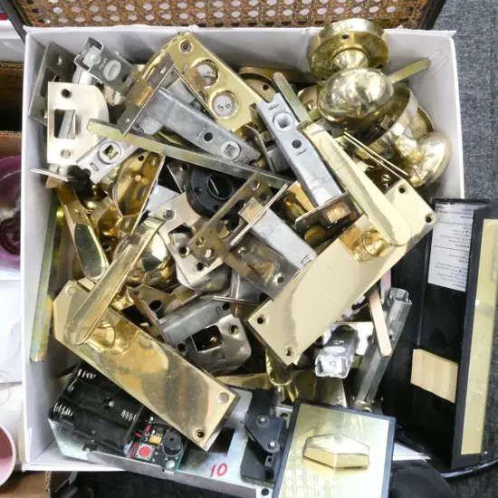 POLISHED BRASS DOOR HANDLES ETC