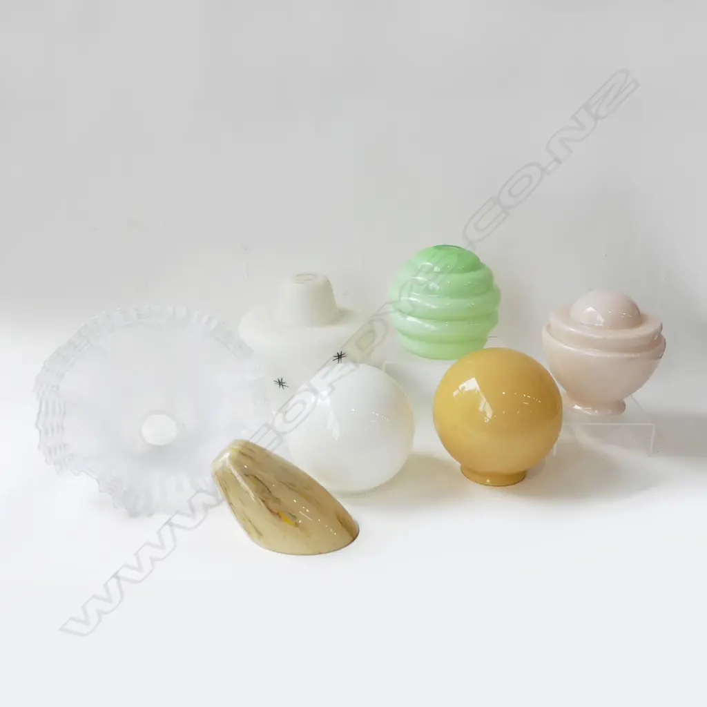 ASST. LIGHT FITTINGS Image 1++