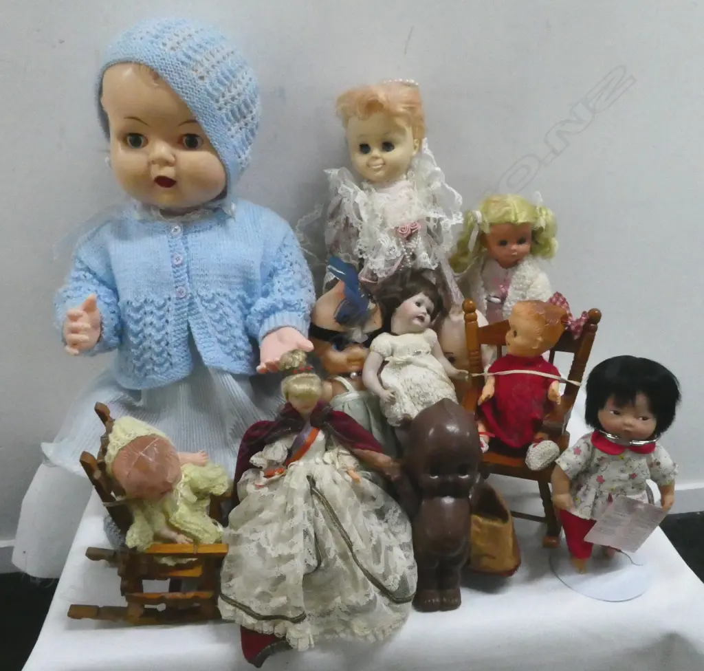 ASST. DOLLS Image 1++