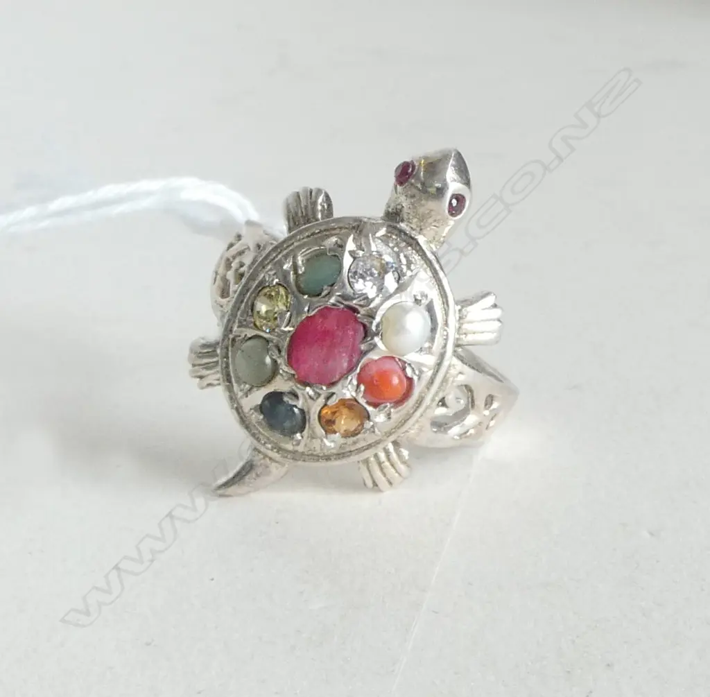 SILVER & GEMSTONE NAVRATNA TURTLE RING SIZE S Image 1++