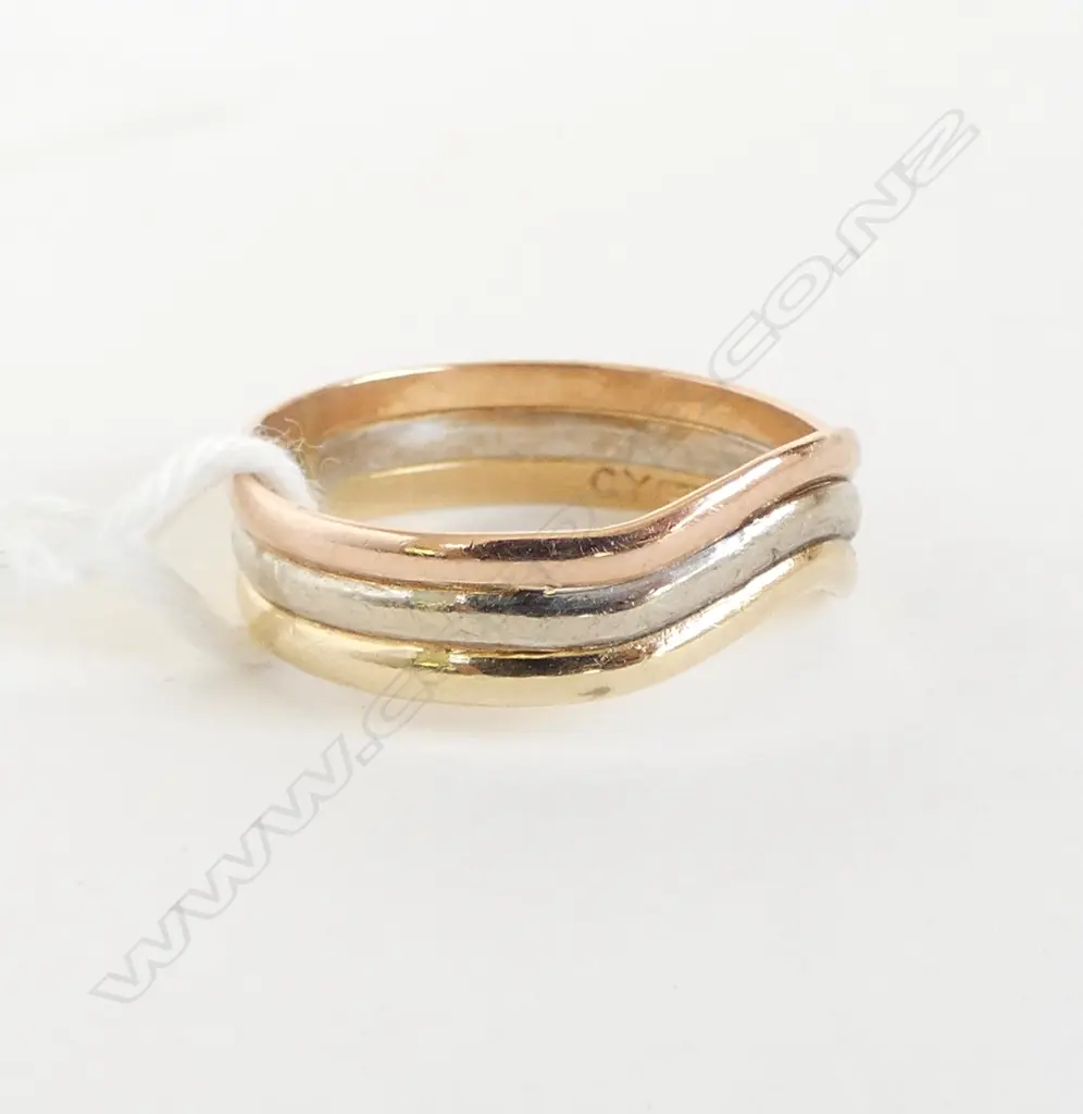 9CT WHITE/ROSE/YELLOW GOLD RING 2.7gms SIZE S Image 1++