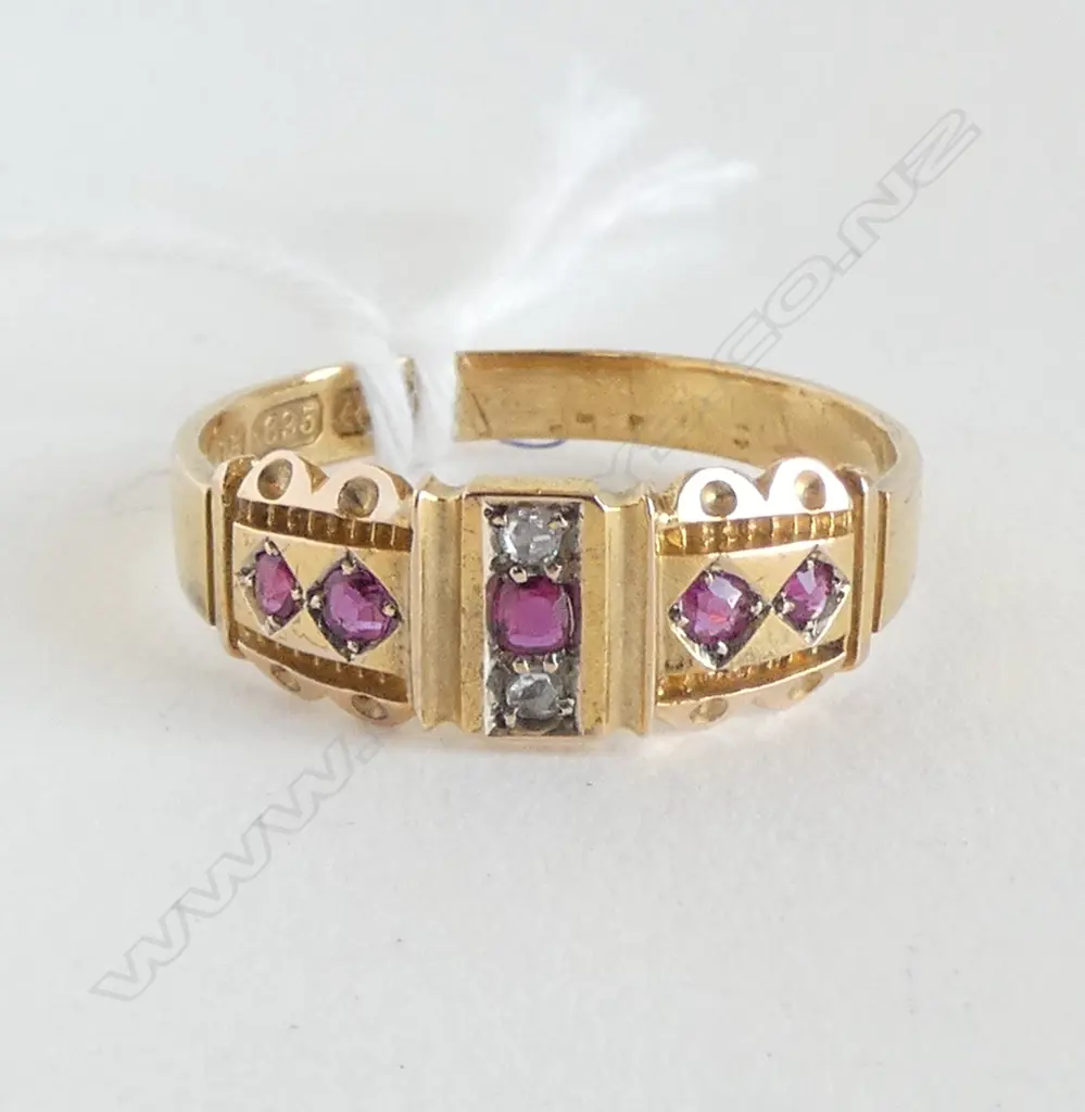 15ct 1903 Birmingham HALLMARKED RUBY & DIAMOND RING 2.6gms size Q1/2 Image 1++