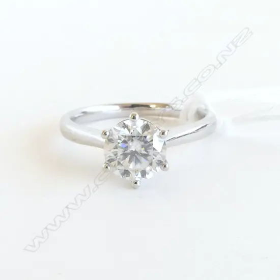 *RTV* 18CT WHITE GOLD AND ONE CARAT MOISSANITE RING - valuation size j 1/2
