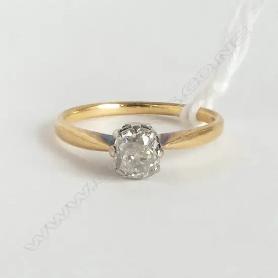 18ct YELLOW GOLD & DIAMOND (old rose cut) SOLITAIRE RING 2.4gms one claw is missing SIZE O