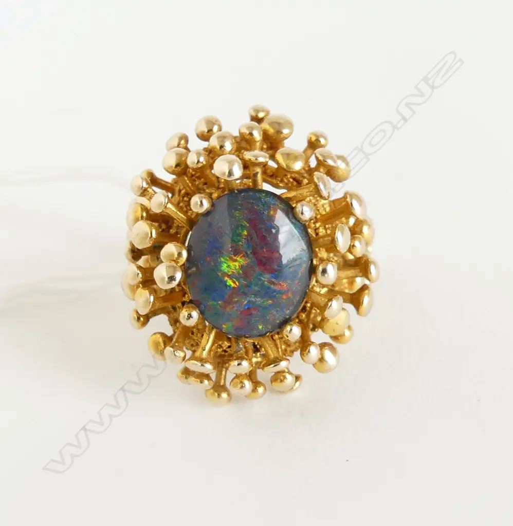 PETER MINTURN (NZ) DESIGNER C.1970'S RETRO 9ct YELLOW GOLD & OPAL TRIPLET RING 11.46gms Image 1++