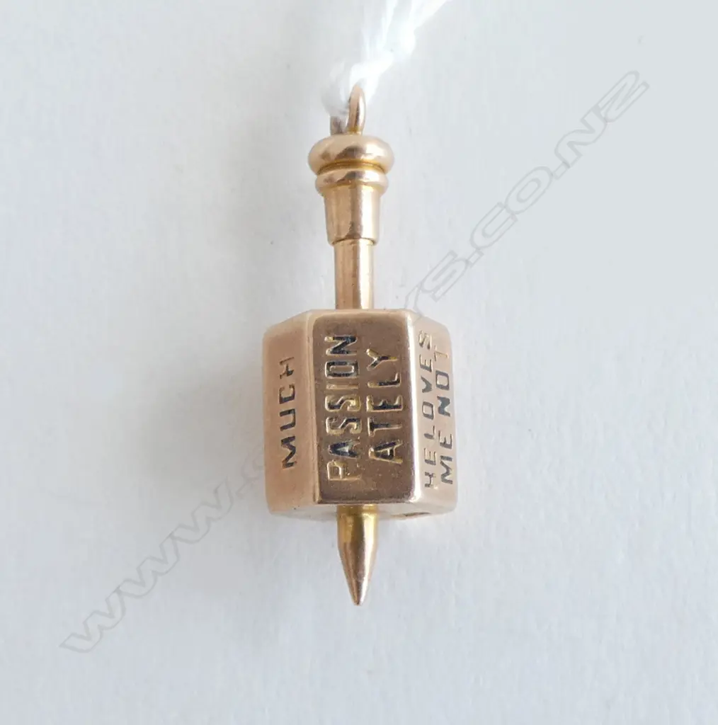 9ct GILDED ROSE GOLD SPINNING TOP 'LOVE' CHARM/PENDANT 2.66gms Image 1++