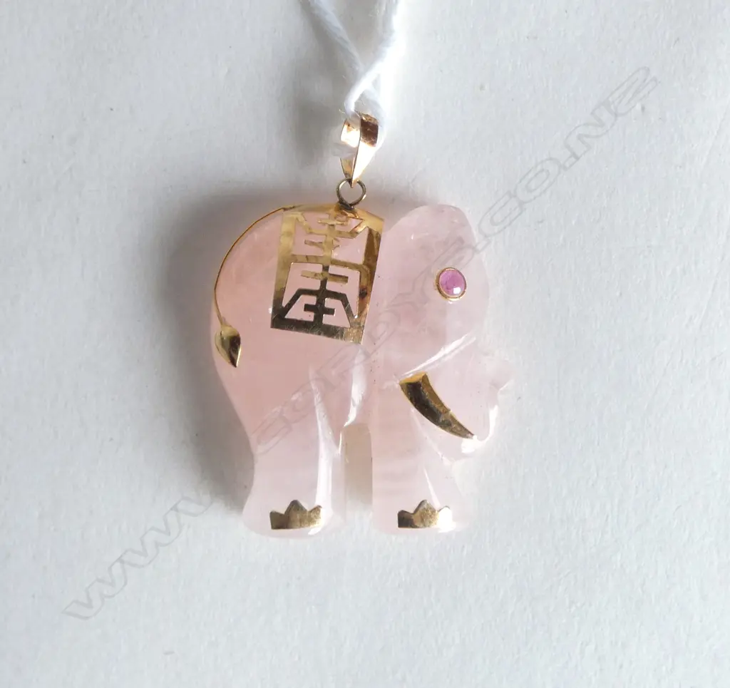 14ct GOLD & ROSE QUARTZ ELEPHANT Image 1++