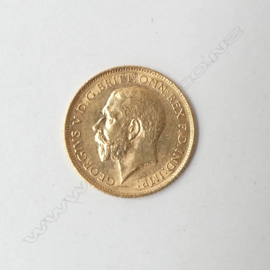 GOLD HALF SOVEREIGN 1915 Sydney mint  Image 1++