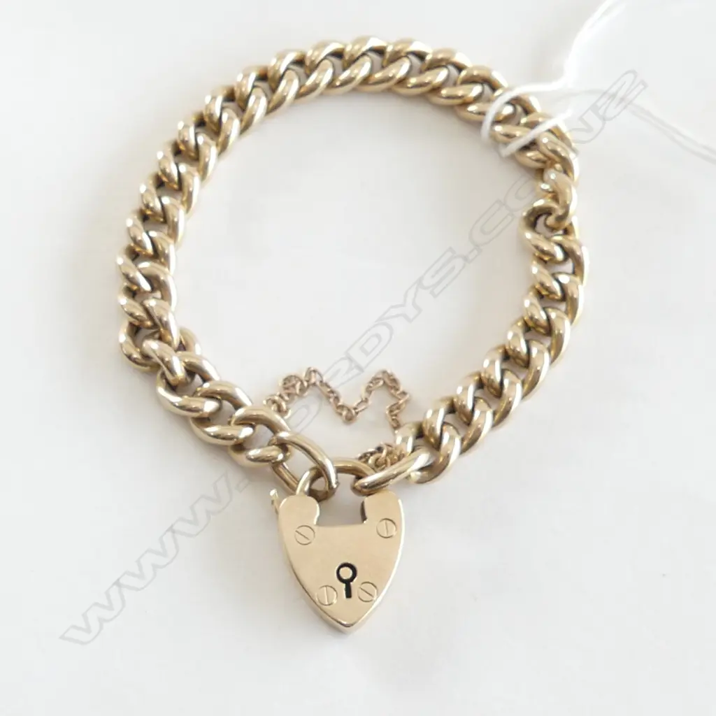 VINTAGE 15ct YELLOW GOLD CURB LINK BRACELET heart padlock clasp 15gms Image 1++
