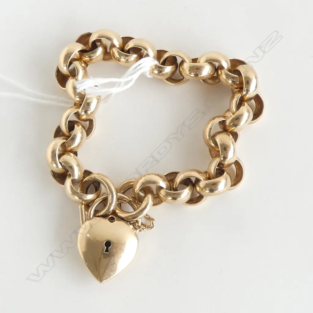 9ct YELLOW GOLD CHUNKY BELCHEER LINK BRACELET 33.33gms generous size links with puff heart padlock clasp Image 1++