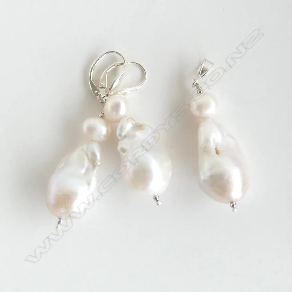 SILVER & BAROQUE PEARL EARRING & PENDANT SET (NEW) Image 1++