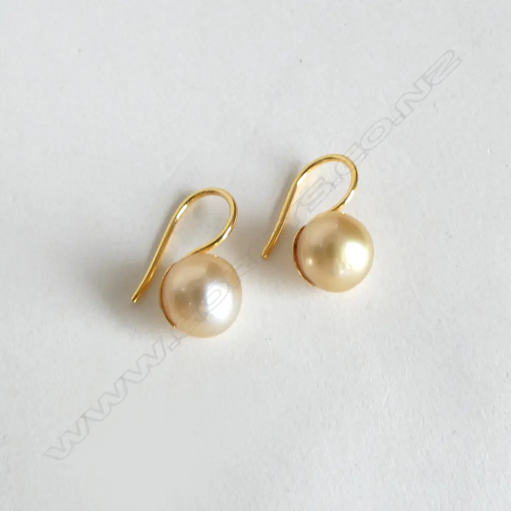 18ct GOLD & BURMESE SOUTH SEA PEARL EARRINGS Image 1++