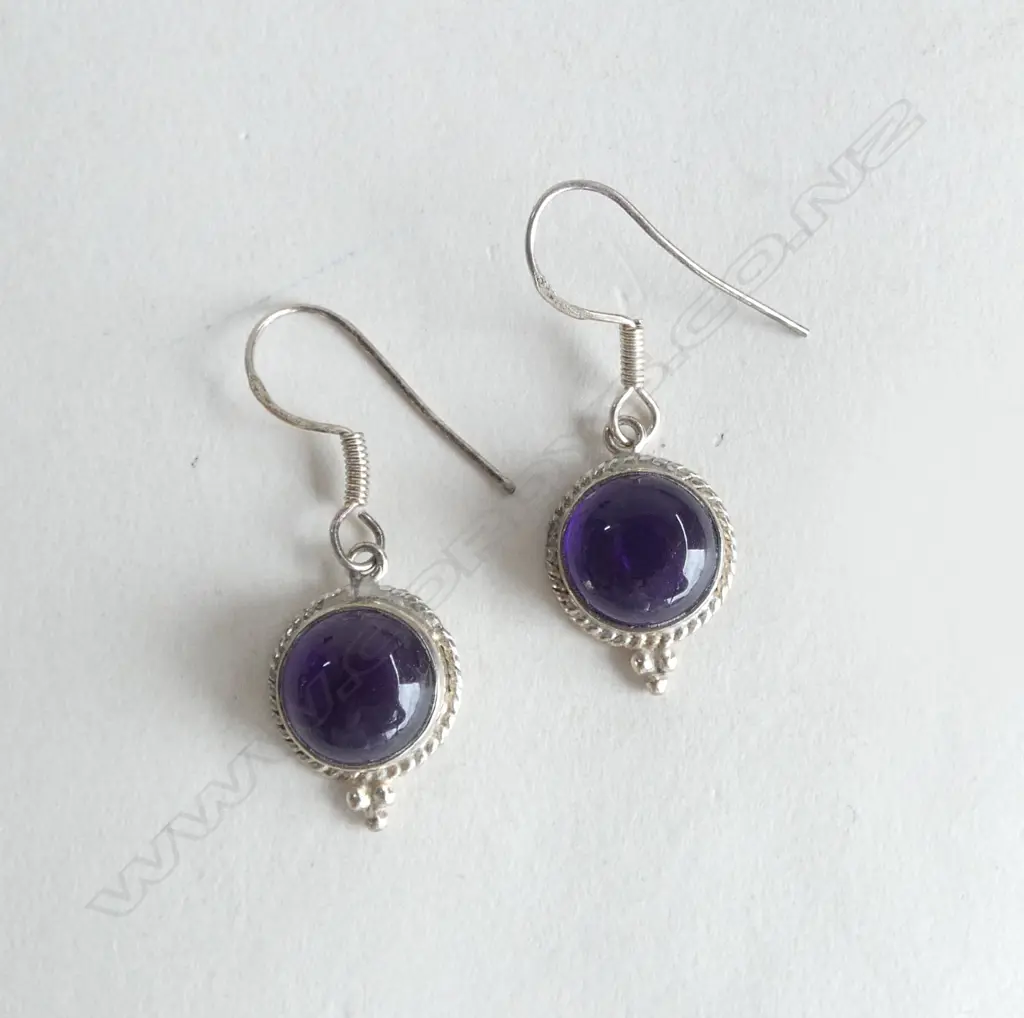 PR SILVER & AMETHYST CABOCHON EARRINGS Image 1++