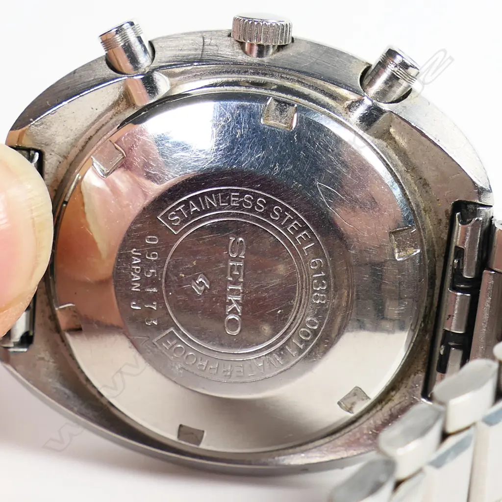 Vintage 1972 Seiko 'UFO' gent's chronograph wristwatch, Image 1++
