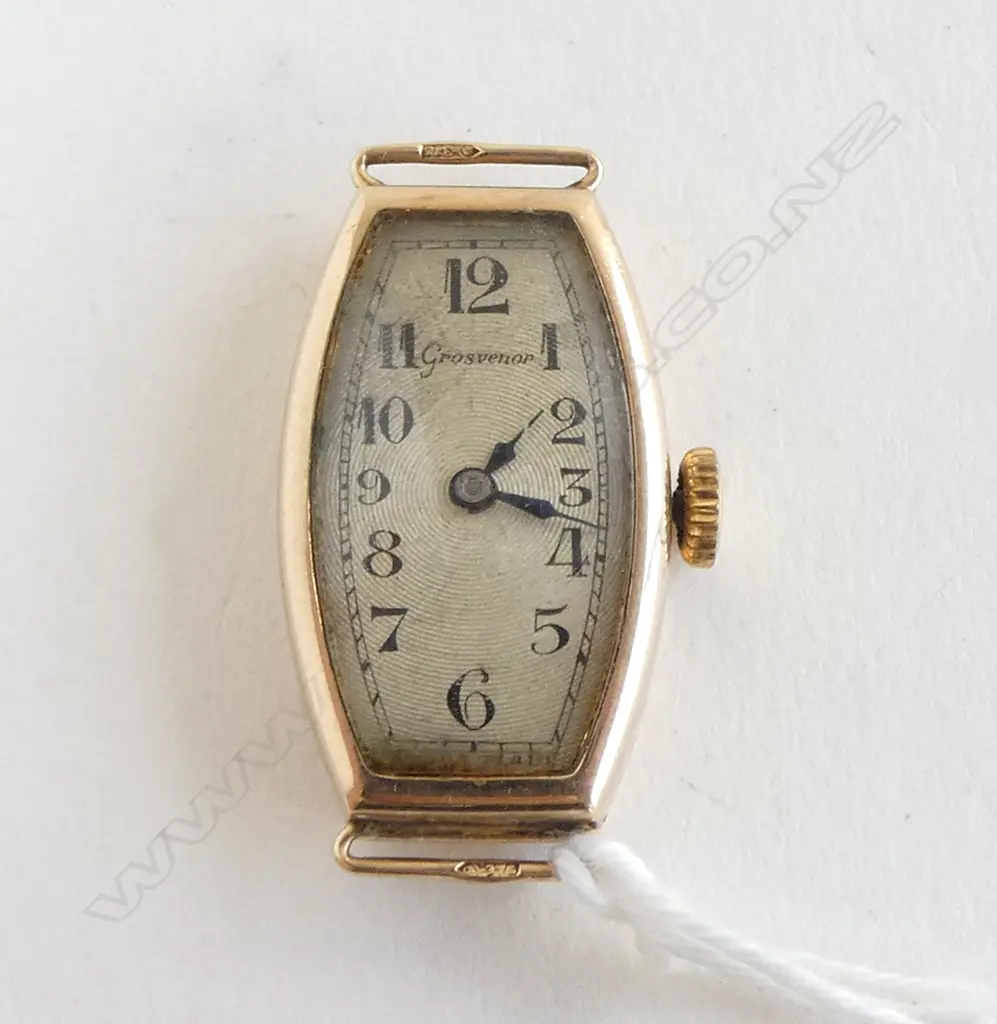 9ct YELLOW GOLD 1920"s LADIES WRISTWATCH Image 1++