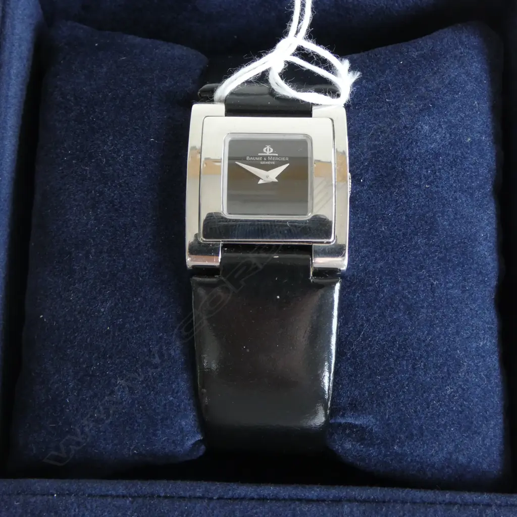 BAUME MERCIER LADIES WRISTWATCH; IN ORIGINAL BOX Image 1++