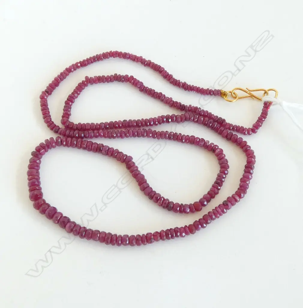 RUBY NECKLACE 18CT GOLD CLASP  59.35CT OF FACET RUBIES Image 1++