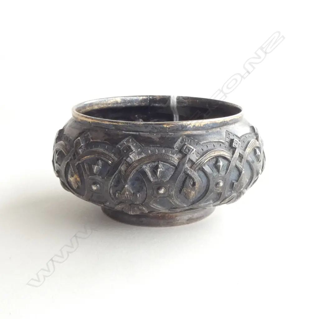 1872 RUSSIAN SILVER HEAVY SMALL SALT/BOWL cast decoration Dia.70mm. 86gms Image 1++