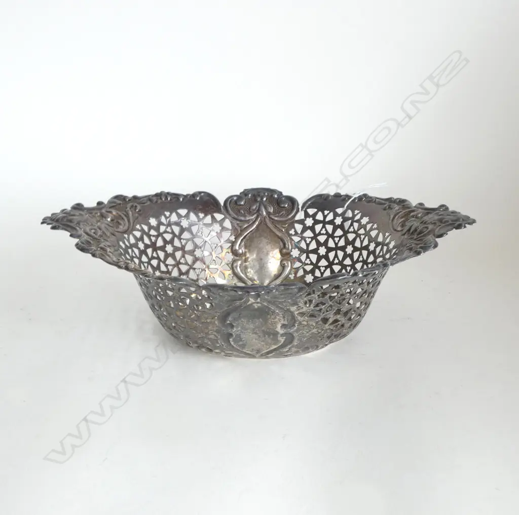 SHEFFIELD 1900 SILVER LARGE PIERCED BASKET mask handles L.275mm. 284gms. Image 1++