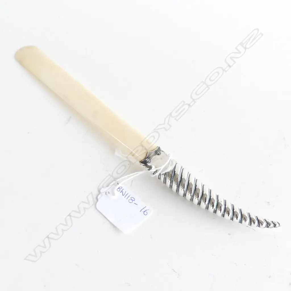 VINTAGE IVORY & STG SILVER PAGE TURNER L.260mm Image 1++