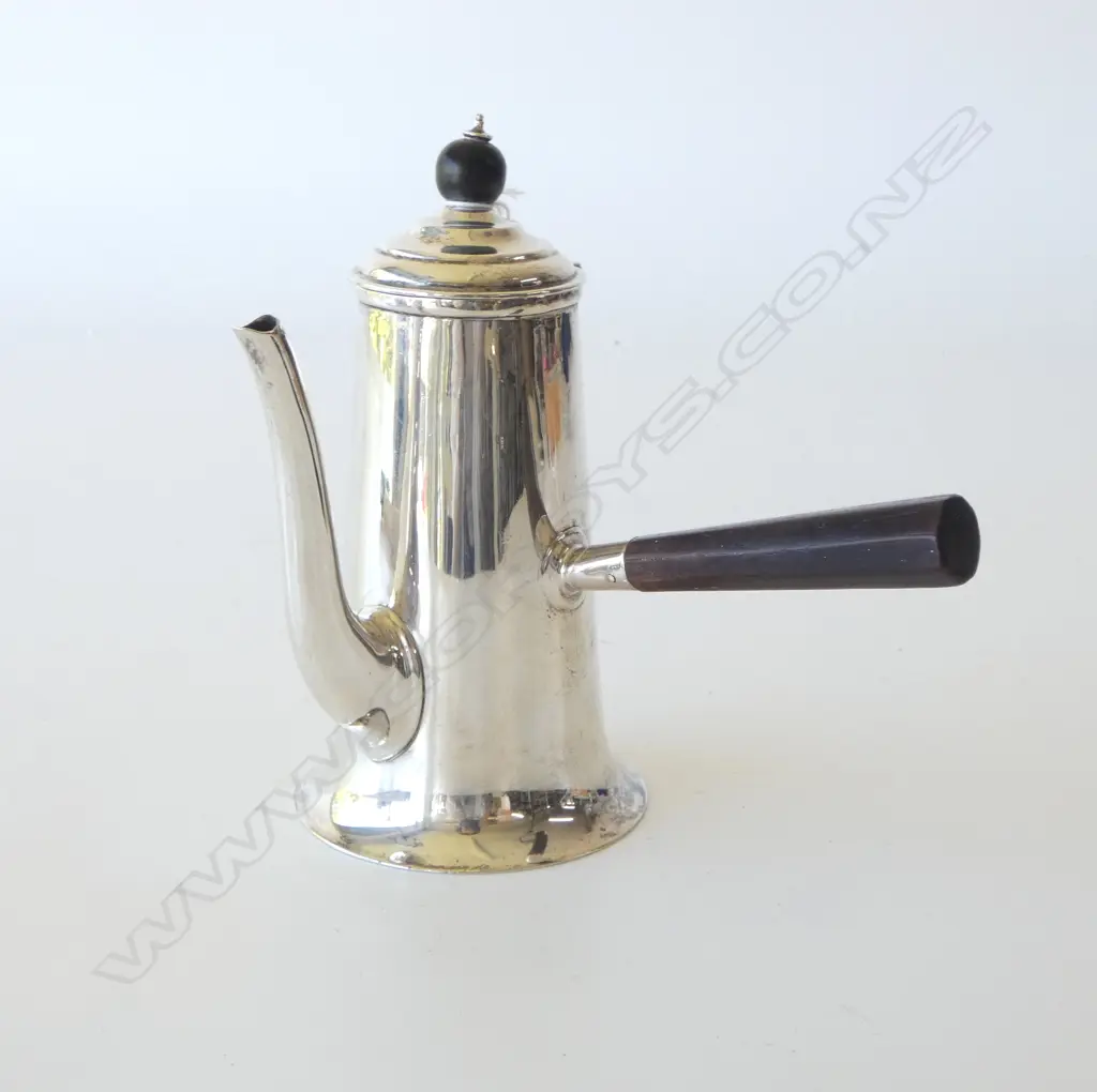 STG SILVER CHOCOLATE POT, LONDON 1896 272gms Image 1++