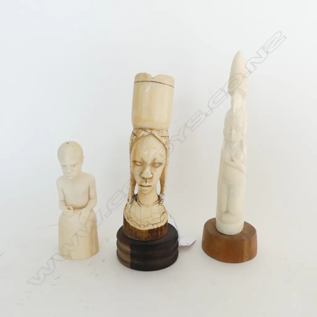 3 CARVED IVORY AFRICAN FIGURES H.230mm Image 1++