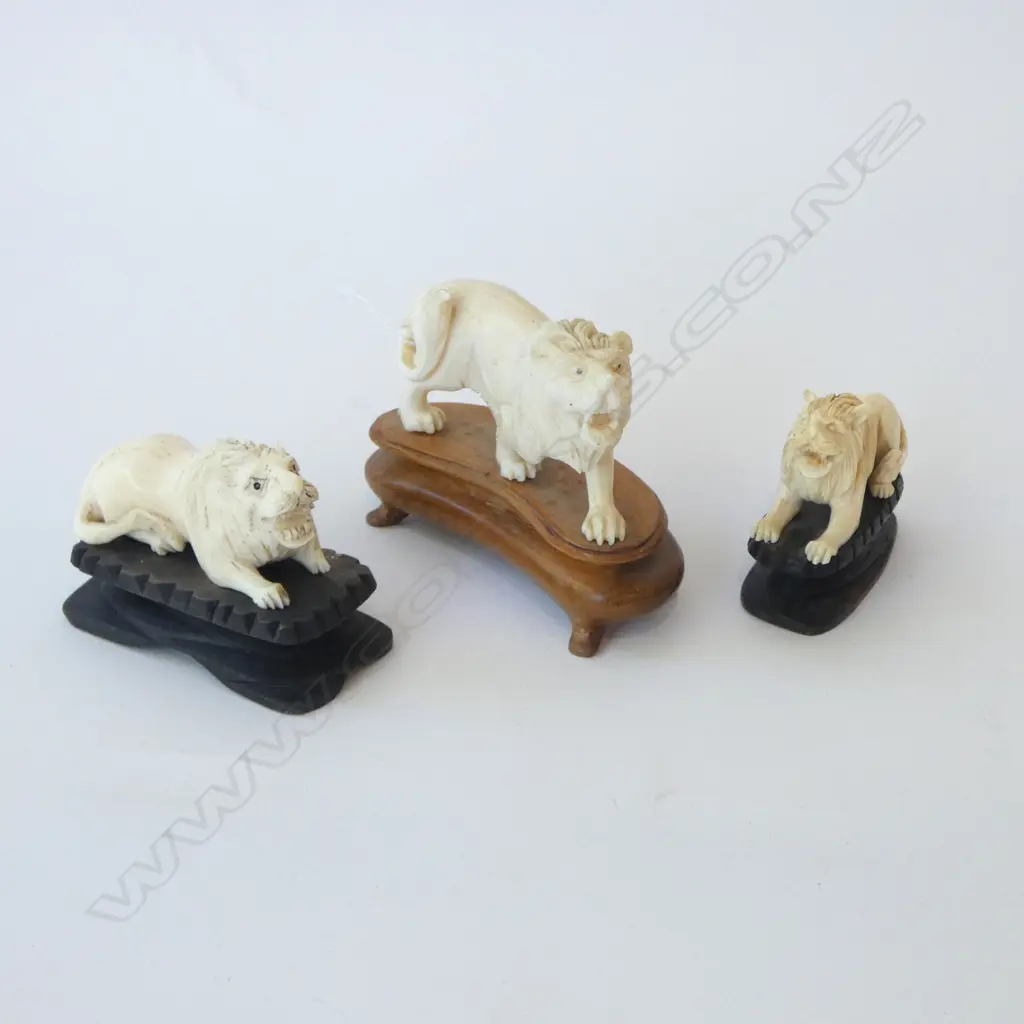 3 CARVED IVORY LIONS L.90mm Image 1++