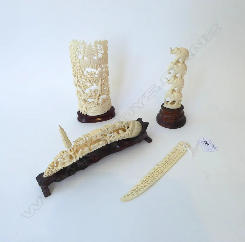 4 PCES CARVED IVORY; 3 ON STANDS H.170mm Image 1++