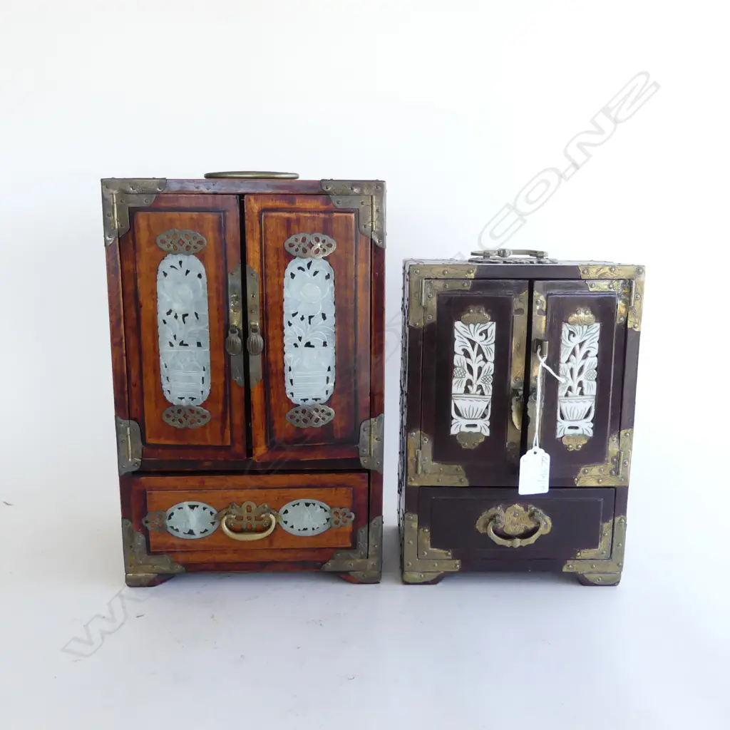 2 ORIENTAL JEWELLERY BOXES 205x150x315mm Image 1++