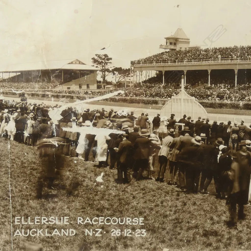 Photographer unknown 'ELLERSLIE RACECOURSE AUCKLAND N.Z. 26.12.23', Image 1++