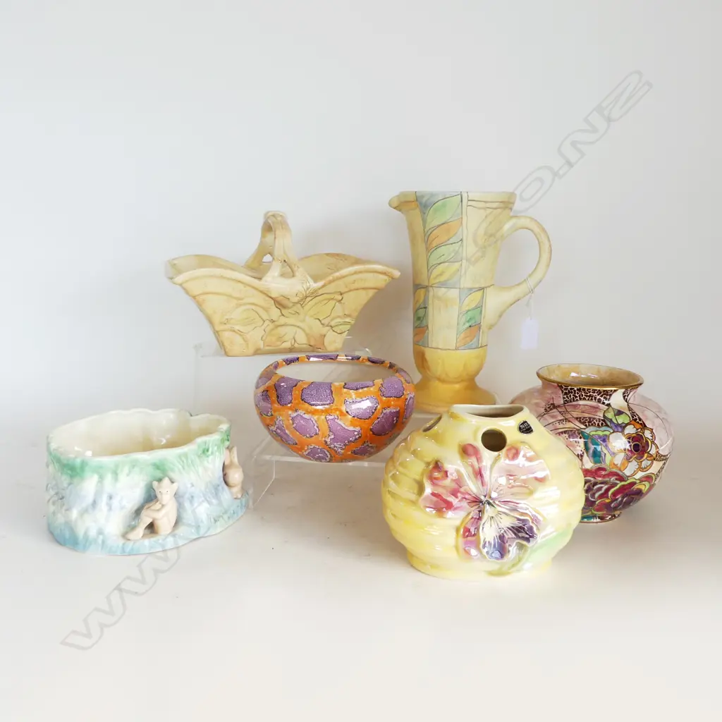 6 DECO CERAMICS; JUG H.240mm + 5 VASES Image 1++