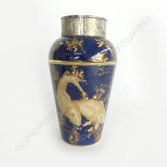 CARLTON WARE LUSTRE COCKTAIL SHAKER w. EP COLLAR H.230mm...
