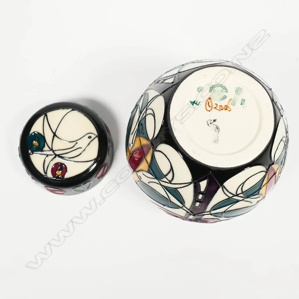  A Moorcroft small ginger jar, Melody pattern, designer Sian Leeper,  shape 576/4. H.110mm. Image 1++