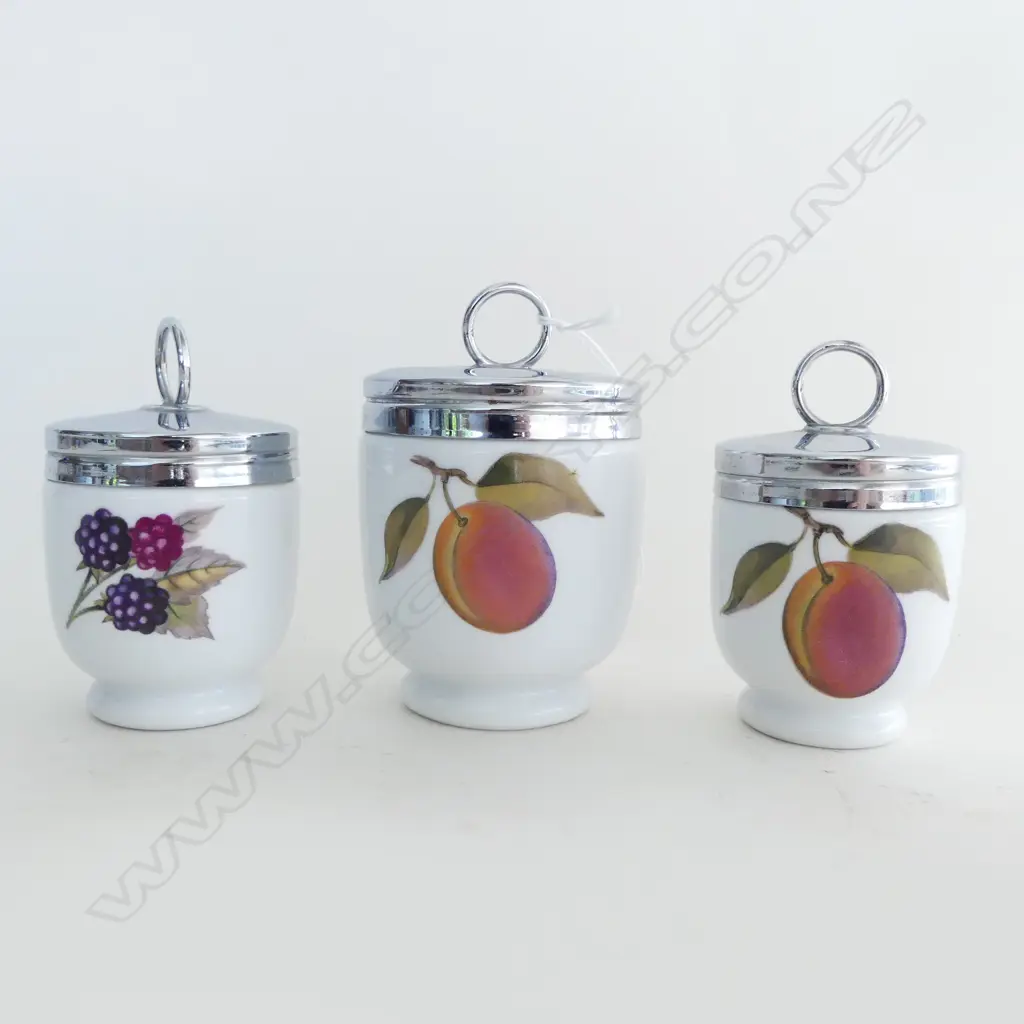 3 ROYAL WORCESTER EGG CODDLERS (PR+1) H.95mm Image 1++