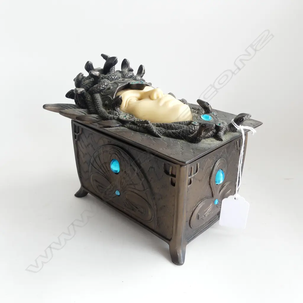 ART NOUVEAU STYLE LIDDED BOX 145x180x145mm Image 1++