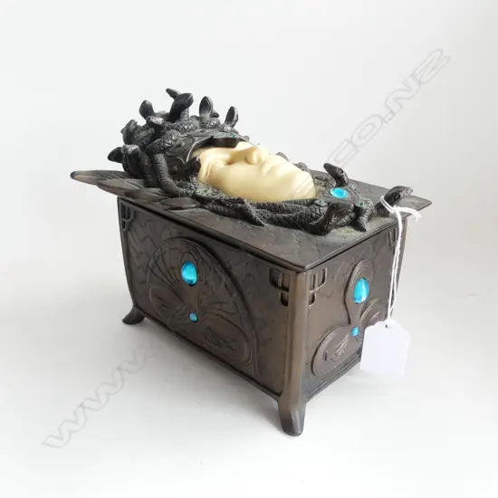 ART NOUVEAU STYLE LIDDED BOX 145x180x145mm