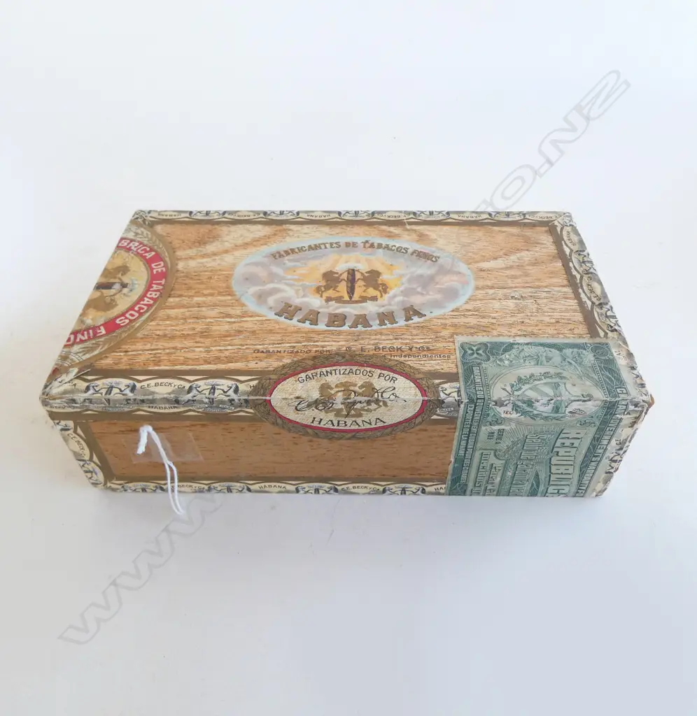 50 (APPROX) PRE EMBARGO CUBAN CIGARS, UNOPENED Image 1++