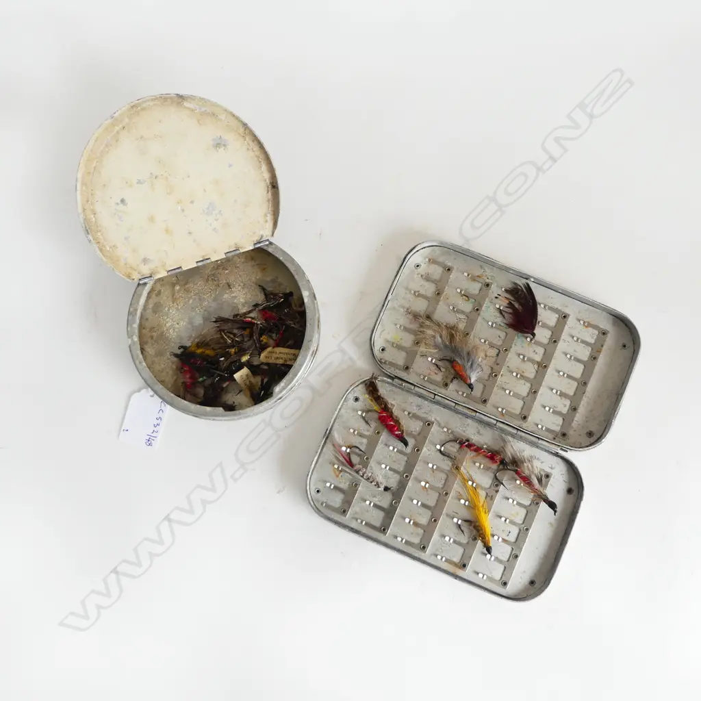 2 VINTAGE ALLUMNIUM FLY BOXES L150 DIA120MM Image 1++