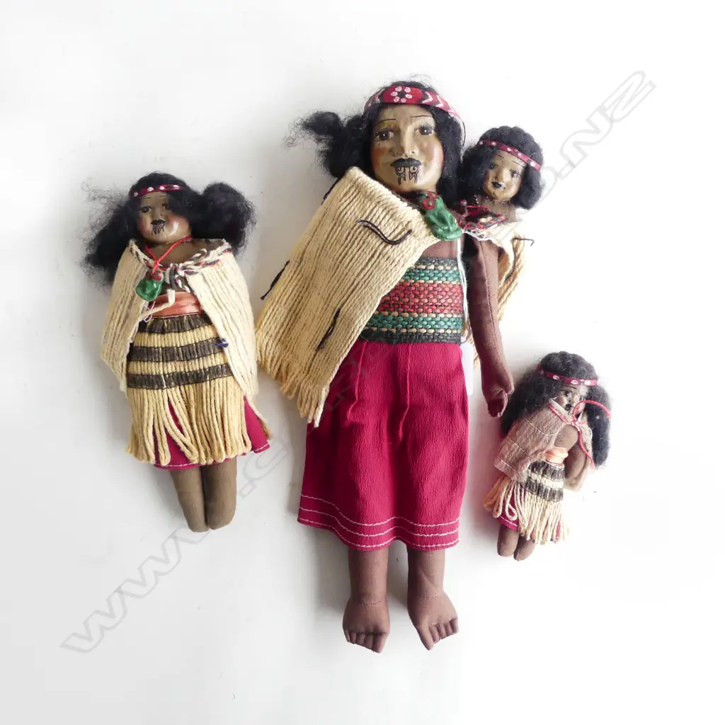 3 VINTAGE MAORI DOLLS H.320mm Image 1++