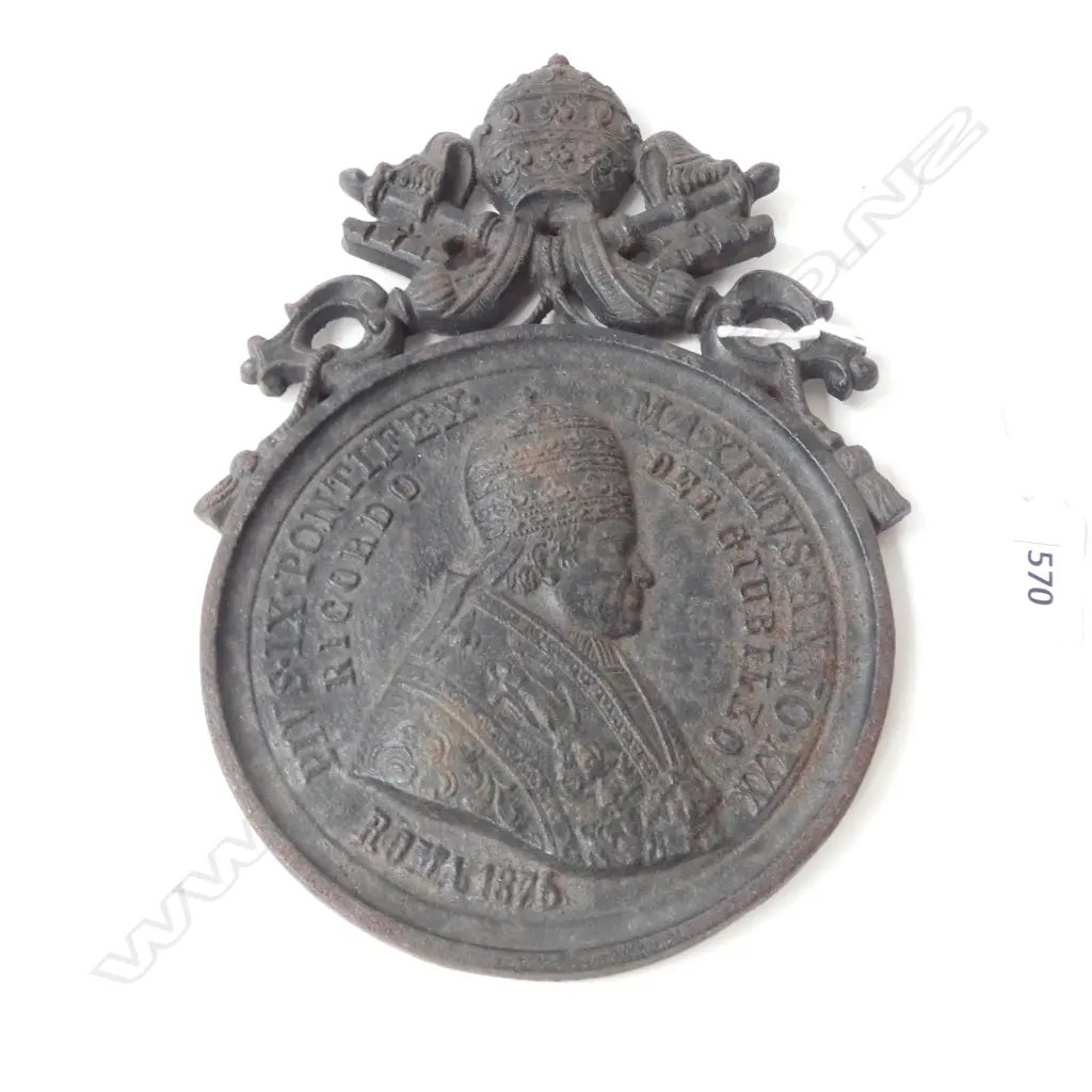 OLD CAST IRON ROYAL PORTRAIT PLAQUE ' PIUS. PONTIFEX. MAXIMUS. ANNO.XXX' H.215mm  Image 1++