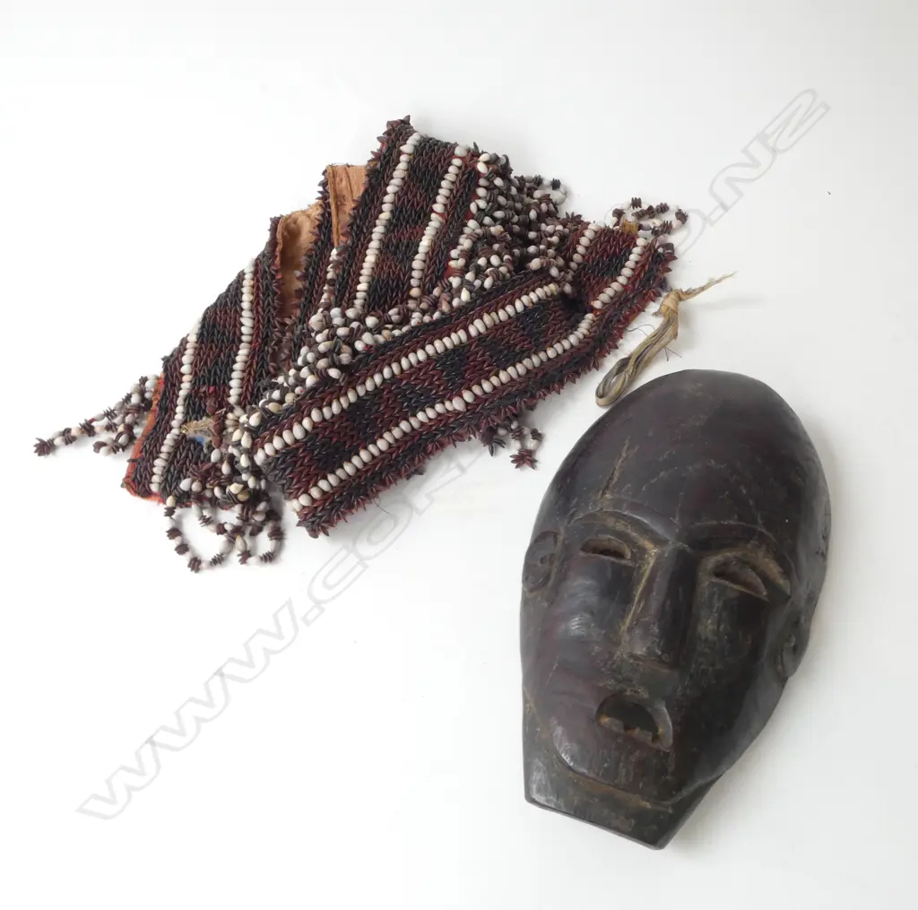TRIBAL WOODEN MASK H.210mm & BEADED AFRICAN BELT Image 1++