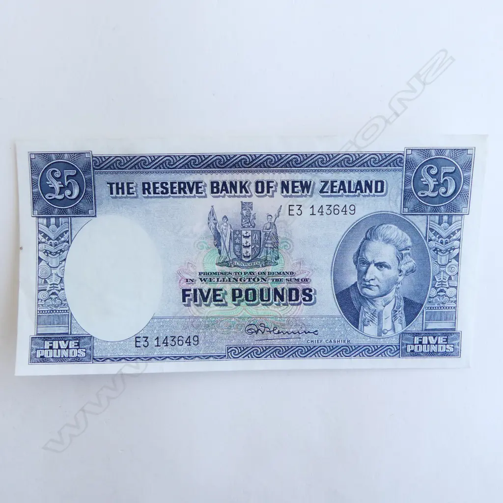 NZ 1 POUND BANK NOTE, FLEMING 1956-67 UNC Image 1++