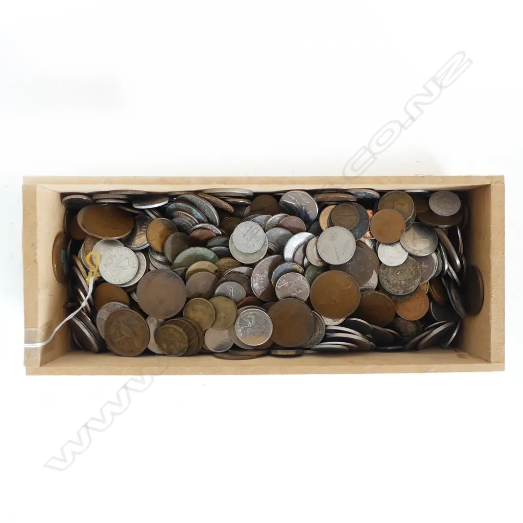 LG COLLECTION NZ & WORLD COINS & TOKENS Image 1++