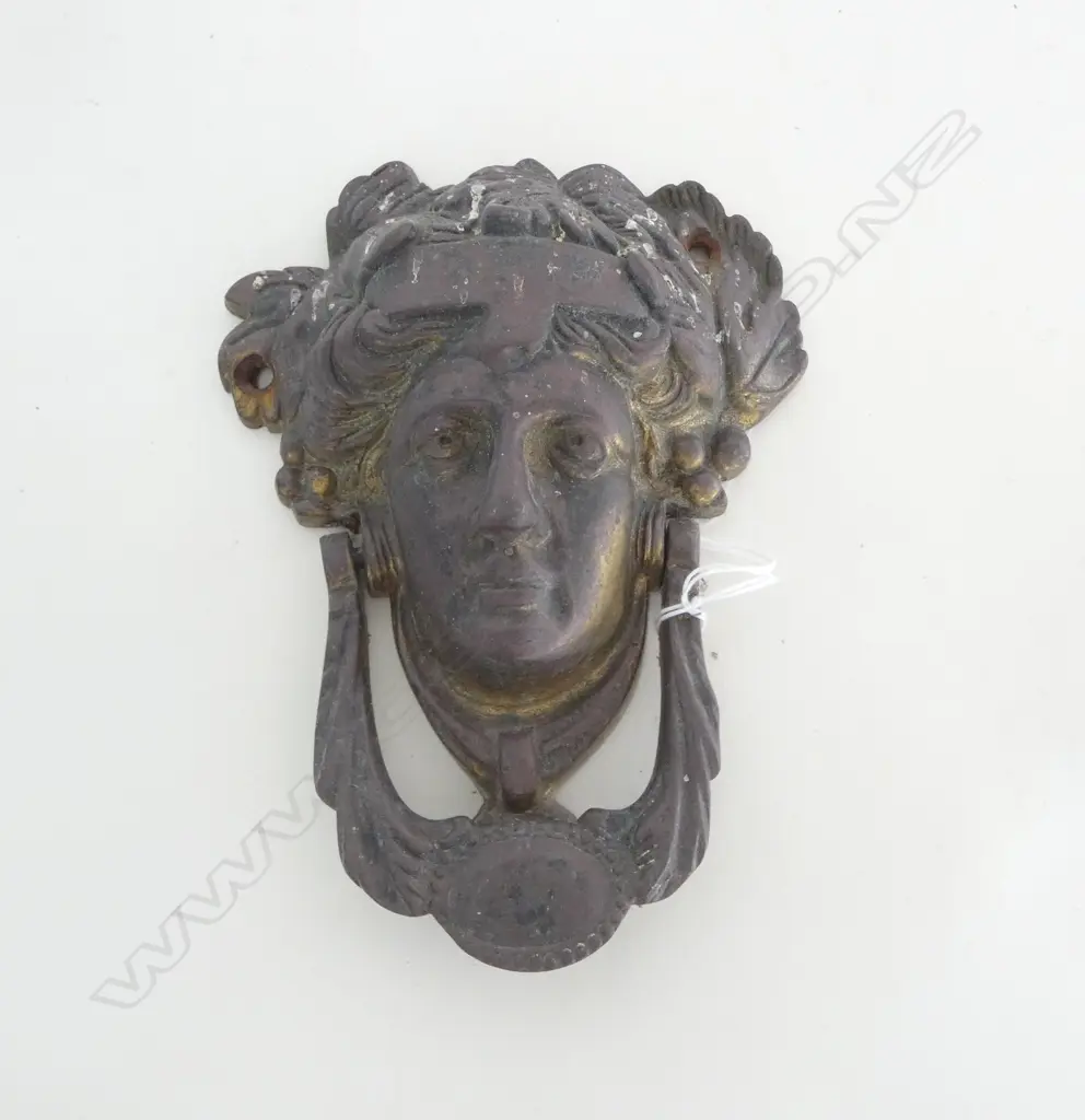 VINTAGE BRONZE MINERVA DOOR KNOCKER Image 1++